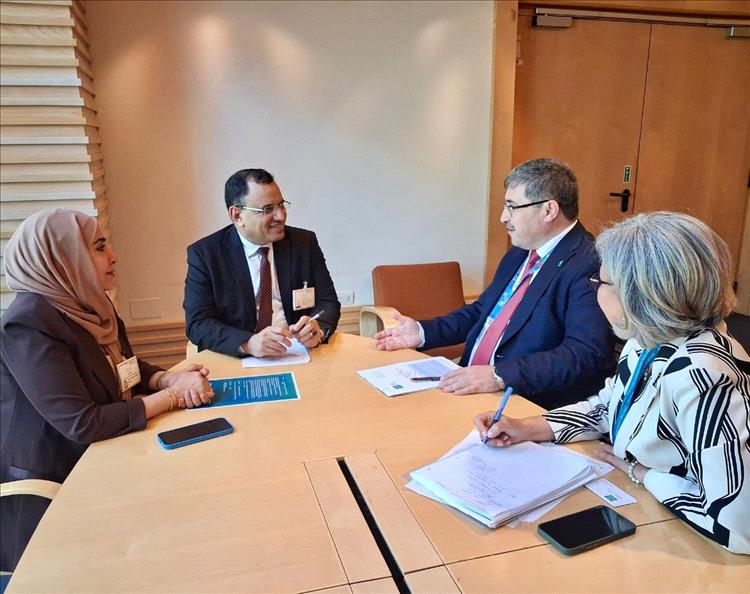 الوزير السقطري يلتقي رئيس لجنة الأمن الغذائي العالمي (CFS)