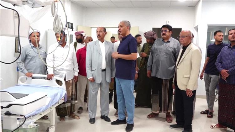 الوكيل بارباع يترأس اجتماعا تنفيذيا ويتفقد سير الخدمات في مديرية القطن