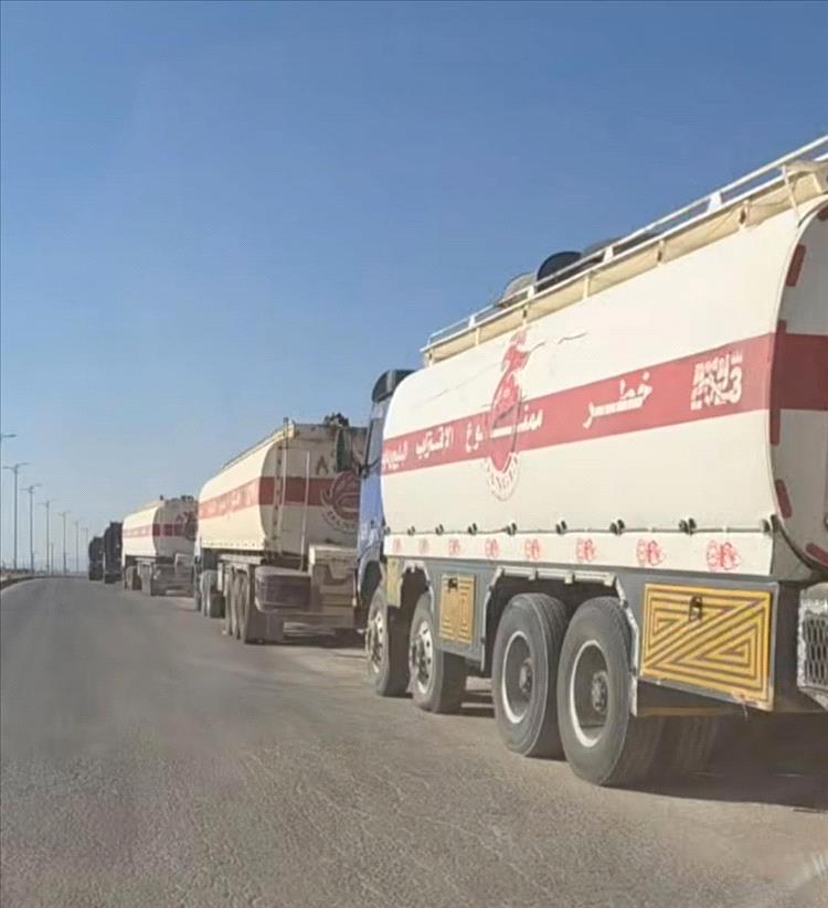 إفراج عن قواطر وقود محتجزة في عتق بعد جدل حول مصادر التزود بالمشتقات