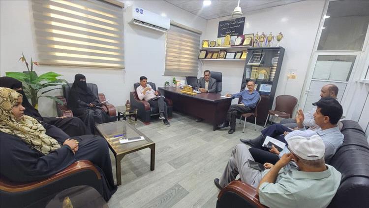 مجلس كلية اللغات والترجمة بجامعة عدن يعقد اجتماعه الدوري الرابع لعام 2026م