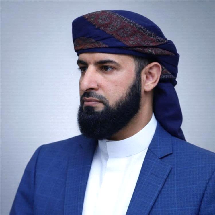 ماهر البرشاء يدعو محافظ أبين إلى إنصاف المعلمين بحافز شهري عاجل