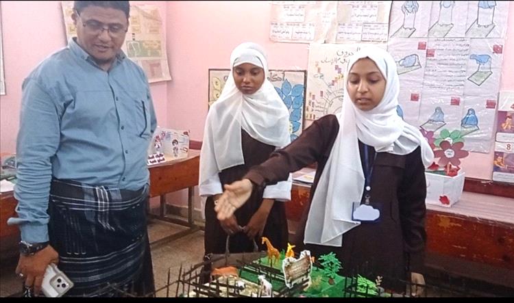 إبداع وتميز في المعرض العلمي الثالث لتلميذات مدرسة خديجة بلحج