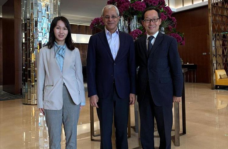 نائب وزير الخارجية يبحث مع السفير الياباني تعزيز وتطوير العلاقات الثنائية بين البلدين