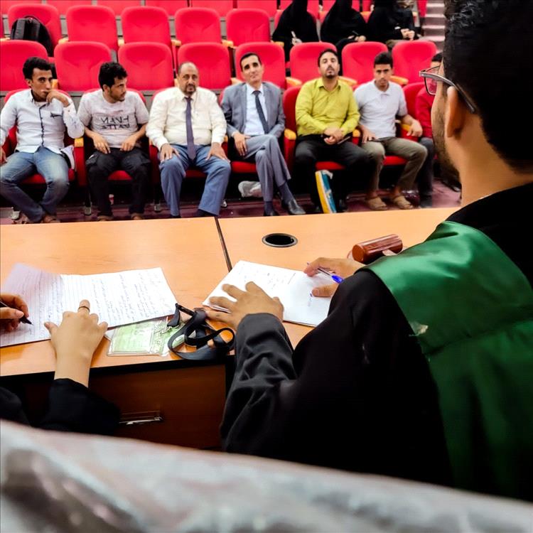 كلية الحقوق تواصل أنشطتها الطلابية