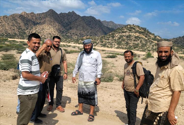 الجعفري يعزز مسار التنمية في طور الباحة بتسليم موقع محطة كهرباء شمسية بقدرة 5 ميجاوات