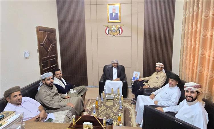 التميمي مدير عام مصلحة شؤون القبائل يلتقي رجل الأعمال حسن النعماني بسيئون