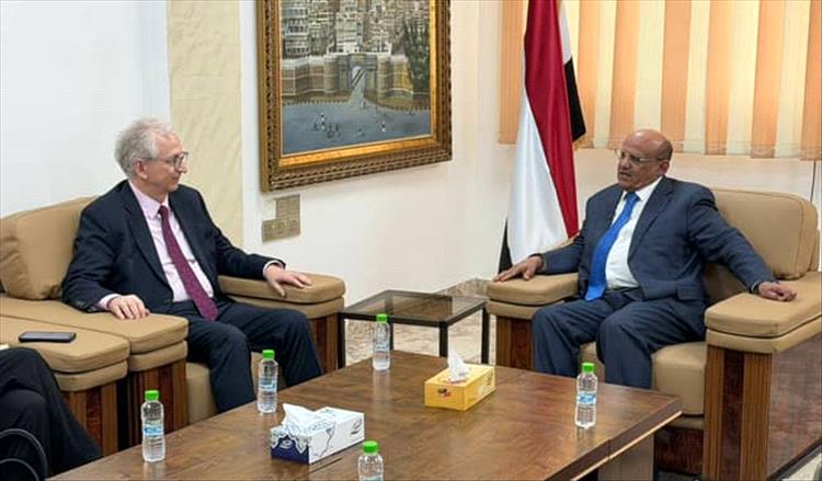 محافظ البنك يبحث مع السفير الألماني سبل تعزيز التعاون في دعم الاستقرار النقدي والمصرفي