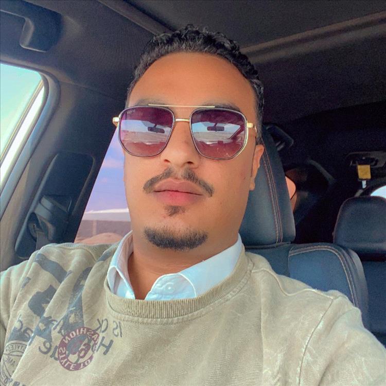 محمد عبدالله الحسني: “شماعة الانتقالي” لم تُصلح شيئًا.. والأزمة أعمق من الأسماء