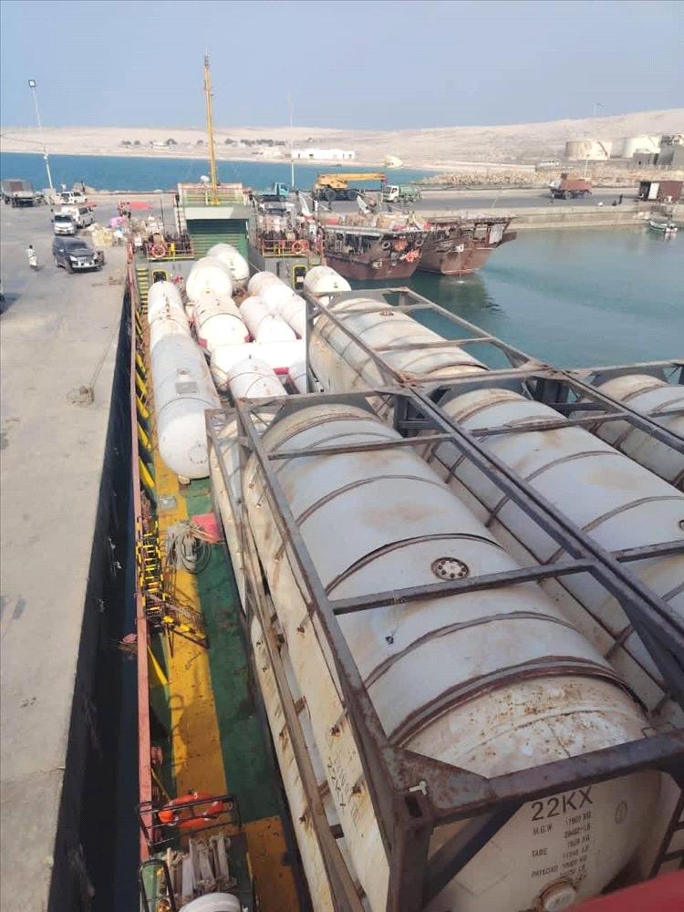 اليمن يسعى لتعزيز مكانته في التجارة الدولية باستحداث ميناءين