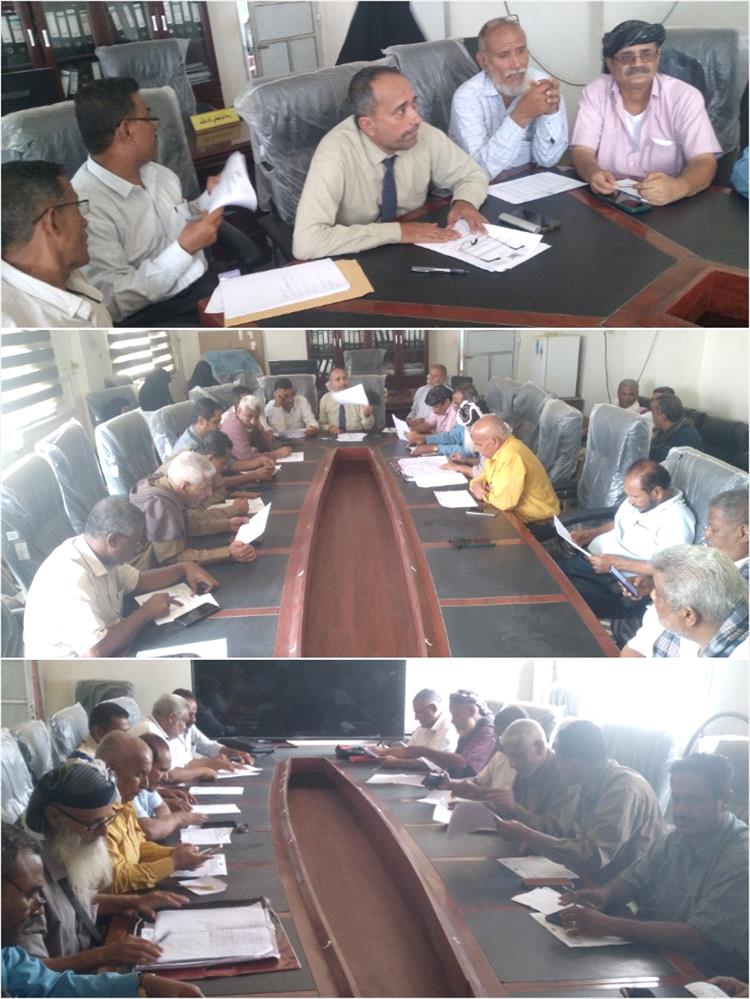 مكتب تربية أبين يعقد اجتماعاً ويقر الجدول الزمني لامتحانات النقل النهائية للفصل الدراسي الثاني