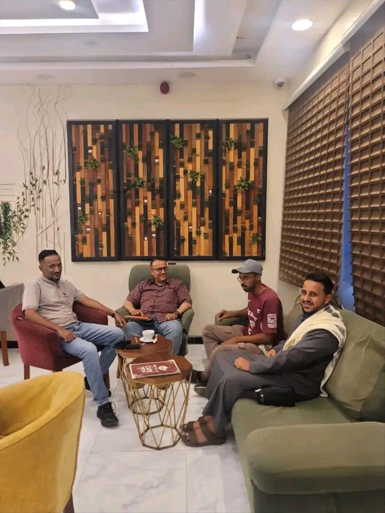 الصهيبي يلتقي الشيخ الحضرمي في عدن لبحث تعزيز التنسيق وآليات العمل المشترك