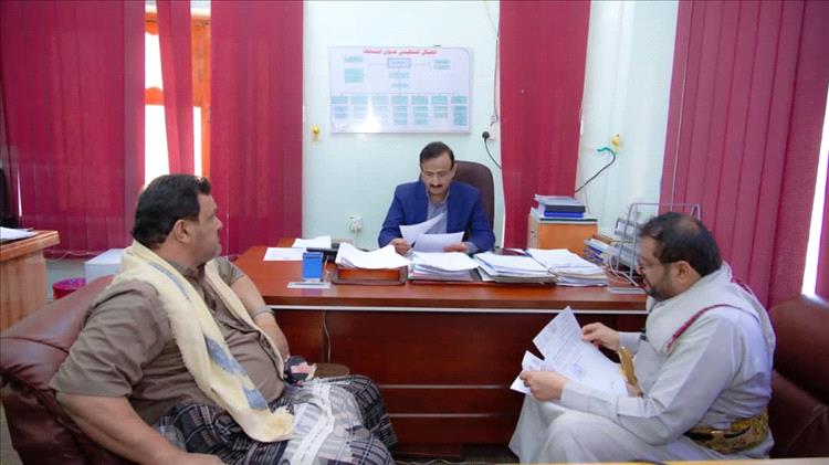 محافظ شبوة، يكشف عن توجهٍ لرفع إنتاجية كهرباء عسيلان الغازية وتوسيع نطاق خدماتها في المديرية.