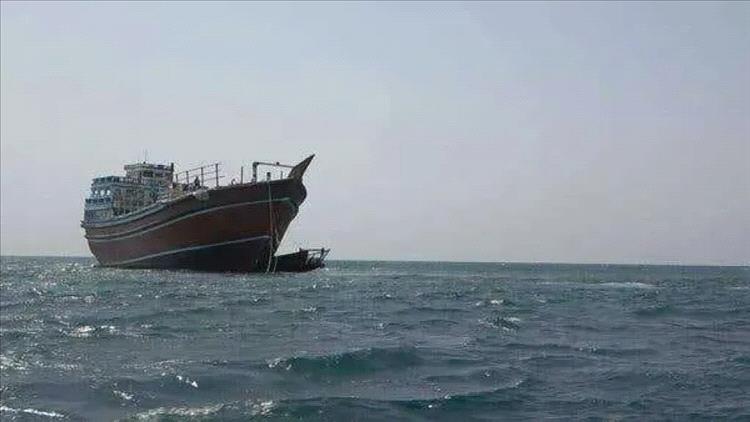 اختفاء 15 صيادًا قبالة سواحل الخوخة.. ترقب قلق ونداءات عاجلة لكشف المصير