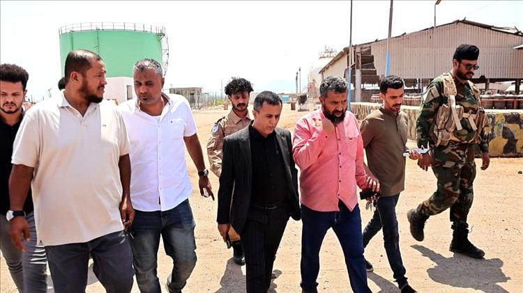 تنفيذاً لتوجيهات محافظ عدن.. زيارة ميدانية لتفقد منشأة غاز البريقة لضبط الاختلالات وتعزيز التموين