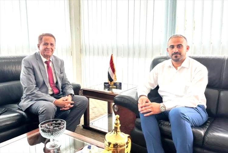 السفير «هادي» يبحث مع رئيس نادي البن اليمني تطوير القطاع والاستفادة من التجربة الإثيوبية