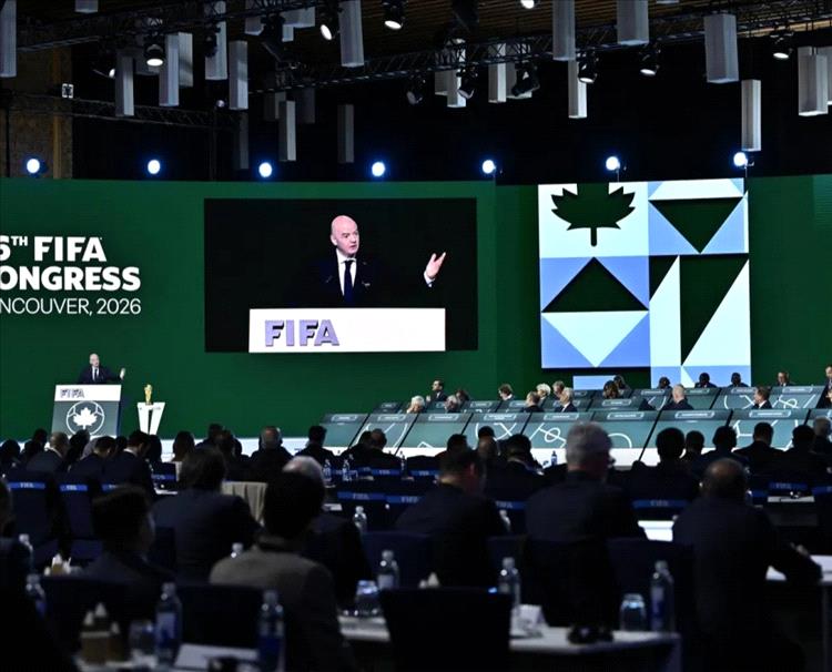 رئيس الفيفا " إنفانتينو " يؤكد مشاركة منتخب إيران في كأس العالم 2026م