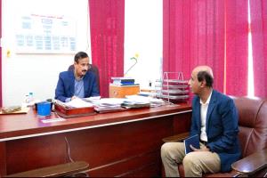 استكمال التحضيرات لامتحانات النقل بشبوة، والمحافظ يشيد بالاستعداد لها.