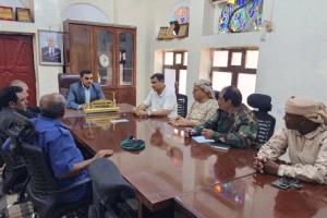 أمنية سقطرى تناقش الأوضاع الأمنية وتعزيز الاستقرار في المحافظة