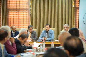 المحافظ شيخ: العمل الاستشاري يمثل عقل السلطة المحلية ويعزز مسار التنمية في العاصمة عدن