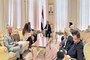 رئيس مجلس الشورى يبحث مع السفير الأمريكي تعزيز التعاون في المجالات السياسية والاقتصادية