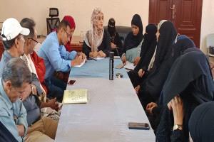 مديرة ثقافة عدن تبحث مع مدراء الإدارات سبل تطوير الأداء وإحياء النشاط الثقافي