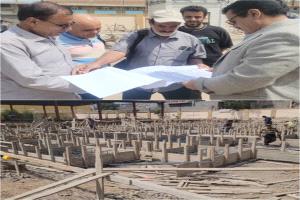 مدير عام المنصورة يدشن مشروع بناء مكاتب التربية والتعليم والصحة العامة