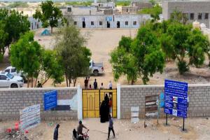 تعليق الدراسة في أحور تنديدًا بالاقتتالات القبلية في سوق المدينة وحفاظًا على سلامة الطلاب