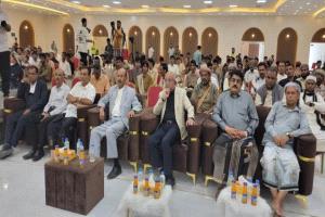 وكيل حضرموت يؤكد أهمية المشاريع المهنية المستدامة في تمكين الشباب