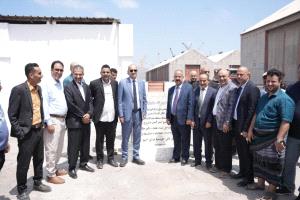 وزير النقل يضع حجر الأساس للمرحلة الثانية من مشروع تطوير مداخل ميناء عدن