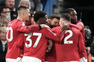 مان يونايتد يعمق جراح تشيلسي بخسارة جديدة في البريميرليج