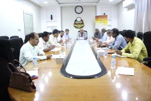 اللجنة الإشرافية الفرعية للاختبارات بمكتب تربية حضرموت الساحل تواصل اجتماعاتها لمناقشة مستجدات اختبارات الثانوية للعام الحالي