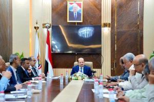 خلال زيارته وزارة الصحة.. رئيس الوزراء يجدد التزام الحكومة بدعم القطاع الصحة