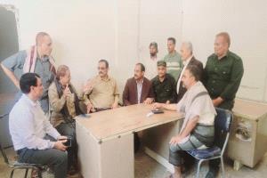 مدير أمن الضالع ومدير عام قعطبة يزوران فرع الأحوال المدنية بقعطبة لتوفير الأجهزة والمعدات لإصدار البطاقة الذكية