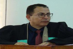 الدكتور الوليدي يعزي معالي وزير الصحة بوفاة الدكتور محمد بحيبح