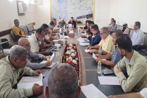 مدير عام المنصورة يشيد بأداء عدد من المكاتب التنفيذية في رفع مستوى تحصيل الإيرادات المالية