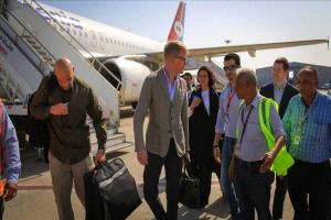 وزير سابق: الوضع الحالي للشرعية يجب أن يجعلها تتعامل مع "غروندبرغ" بطريقة مختلفة