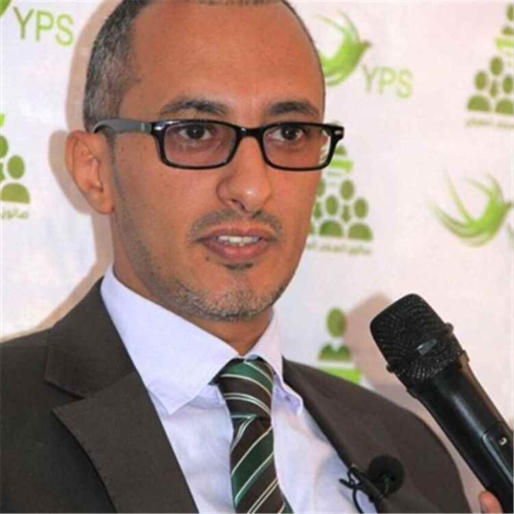لطفي نعمان: من لم يرضَ بالسلم رضي بغيره.. تهديد الملاحة سيدفع بردٍ حاسم لحماية اليمن والمنطقة