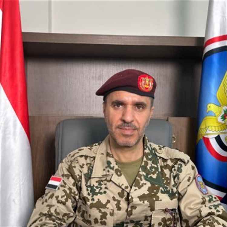 دويد: استهداف السفينة الهندية امتدادٌ لإرهاب الحوثيين ضد اليمنيين