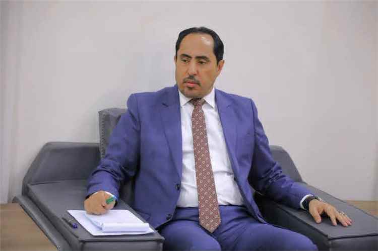 مستشار محافظة أبين يبعث برقية عزاء ومواساة للأستاذ نايف صالح البكري بوفاة خاله