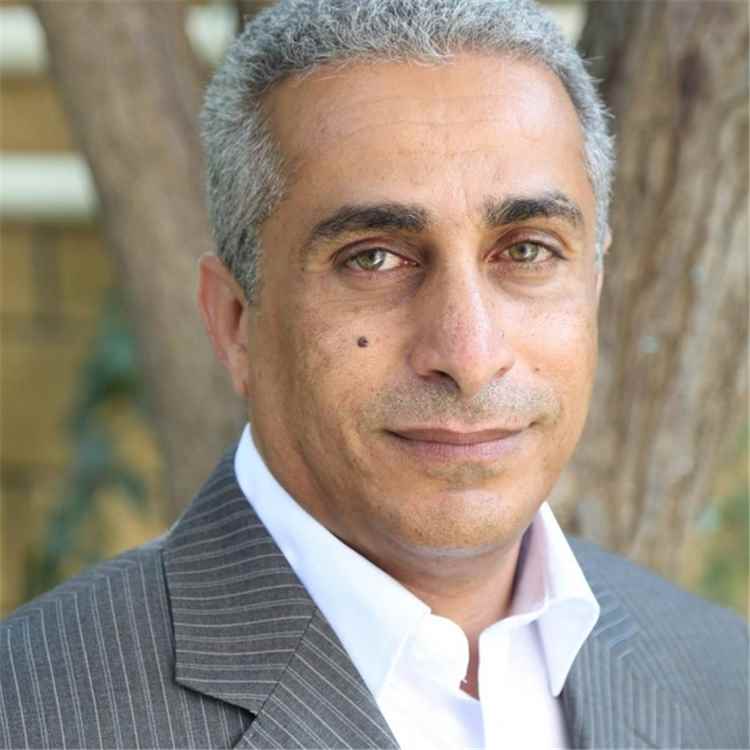 حسين الوادعي: استنساخ أسلوب يحيى سريع من الشرعية «شيء مخجل».. وبيانها لا يقدم أي معلومة مفيدة