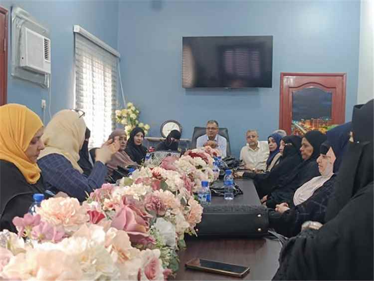 مدير عام المعلا يلتقي مدراء المدارس لمتابعة الجاهزية لاستقبال العام الدراسي الجديد