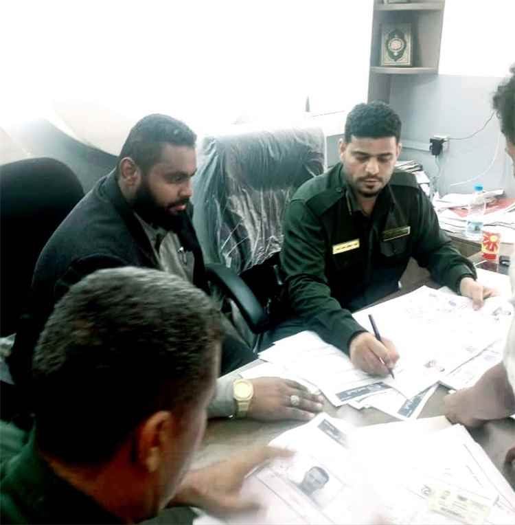 "الدكتور الصولبة" يزور الأحوال المدنية والسجل المدني بالعاصمة عدن ويشيد بالعقيد النخعي
