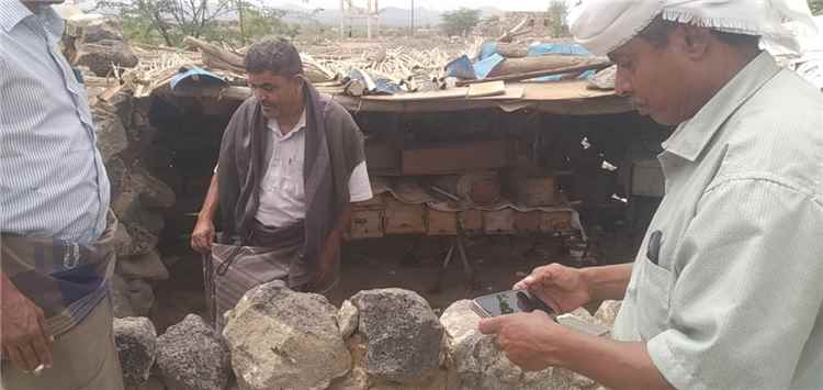 بتكليف من مدير عام الوضيع.. نزول لجنة لمعاينة الأضرار التي لحقت بمزارعي النحل في منطقة السواد