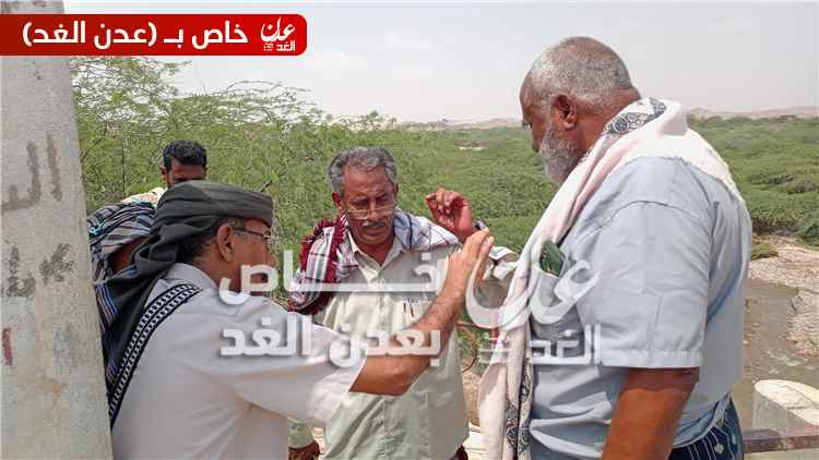 مدير عام الزراعة والري بأبين يتفقد منشآت الري في دلتا أحور ويطلع على احتياجات سد فؤاد