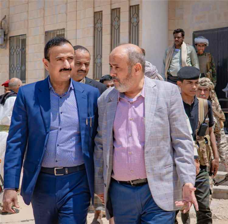 محافظ شبوة يوجّه بإعادة تأهيل قاعة محكمة الاستئناف وعددا من مكاتبها ويشدد على سرعة البت في القضايا