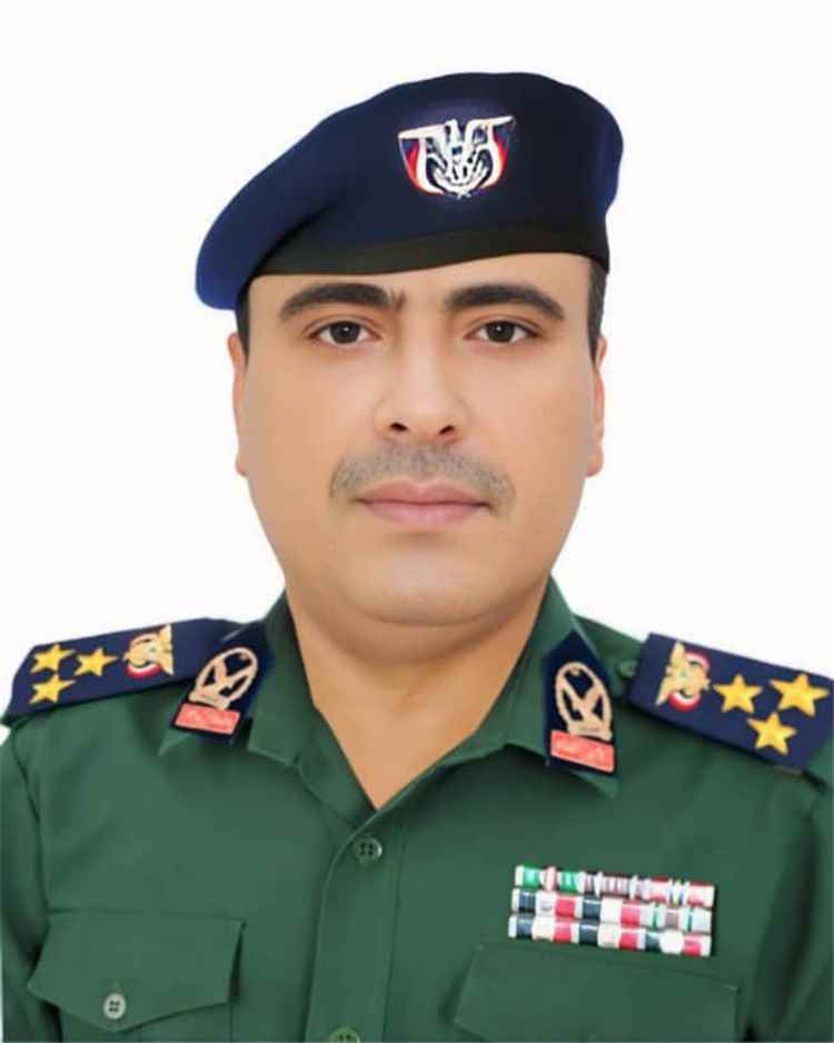 العميد أياد علوي يعزي الدكتور بن دغر في وفاة شقيقته