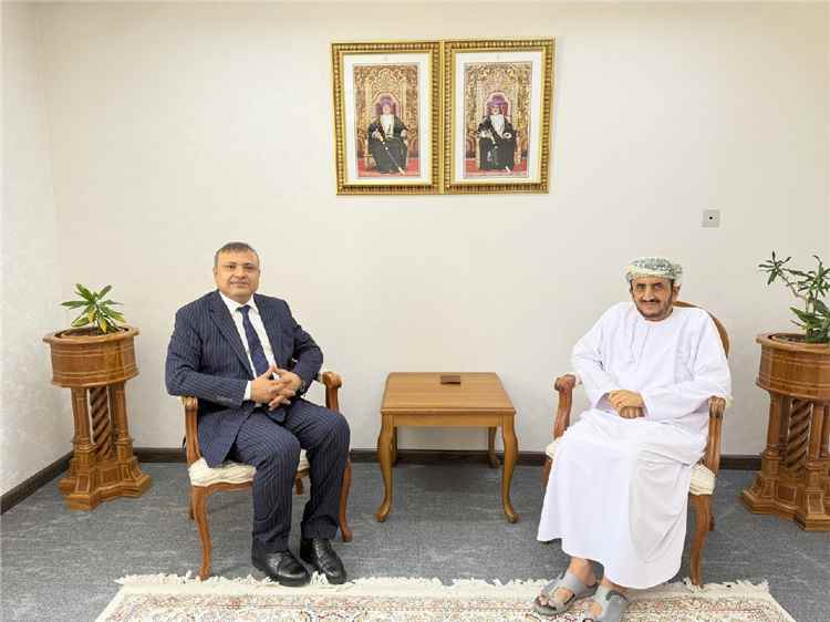 سفير بلادنا يبحث مع وكيل الخارجية العُمانية العلاقات الثنائية والقضايا ذات الاهتمام المشترك