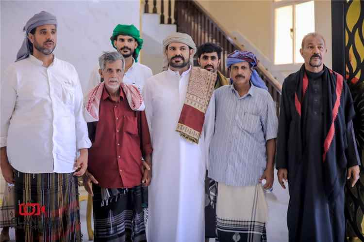 بحضور اجتماعي وقبلي واسع.. تنصيب الشيخ أنور صالح بن سالم باعباد منصبًا عامًا لمشايخ آل باعباد