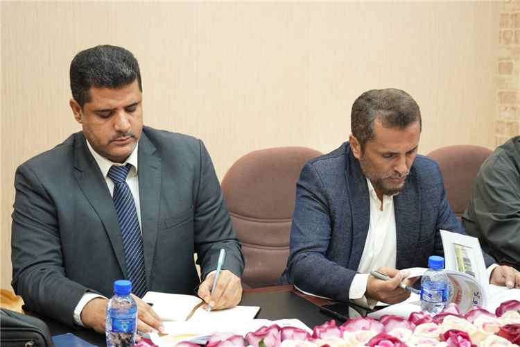 الوكيل الكثيري يشارك في اجتماع بعدن لمناقشة آليات تنفيذ المشروع الوطني للإسكان لذوي الدخل المحدود