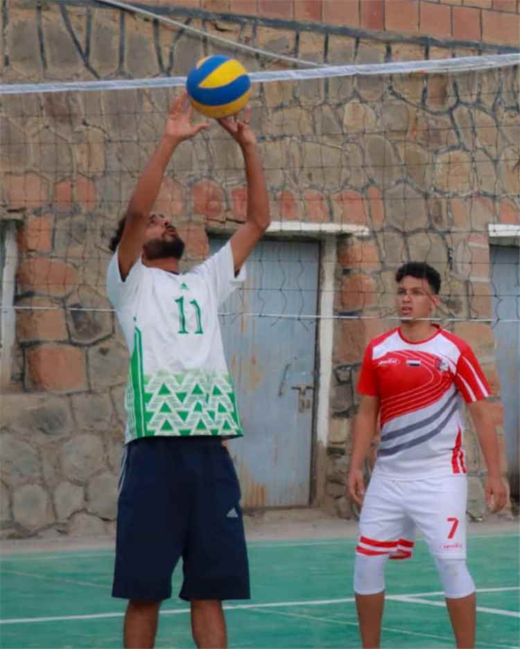 الأهلي يتخطى الرشيد في تنشيطية تعز للكرة الطائرة